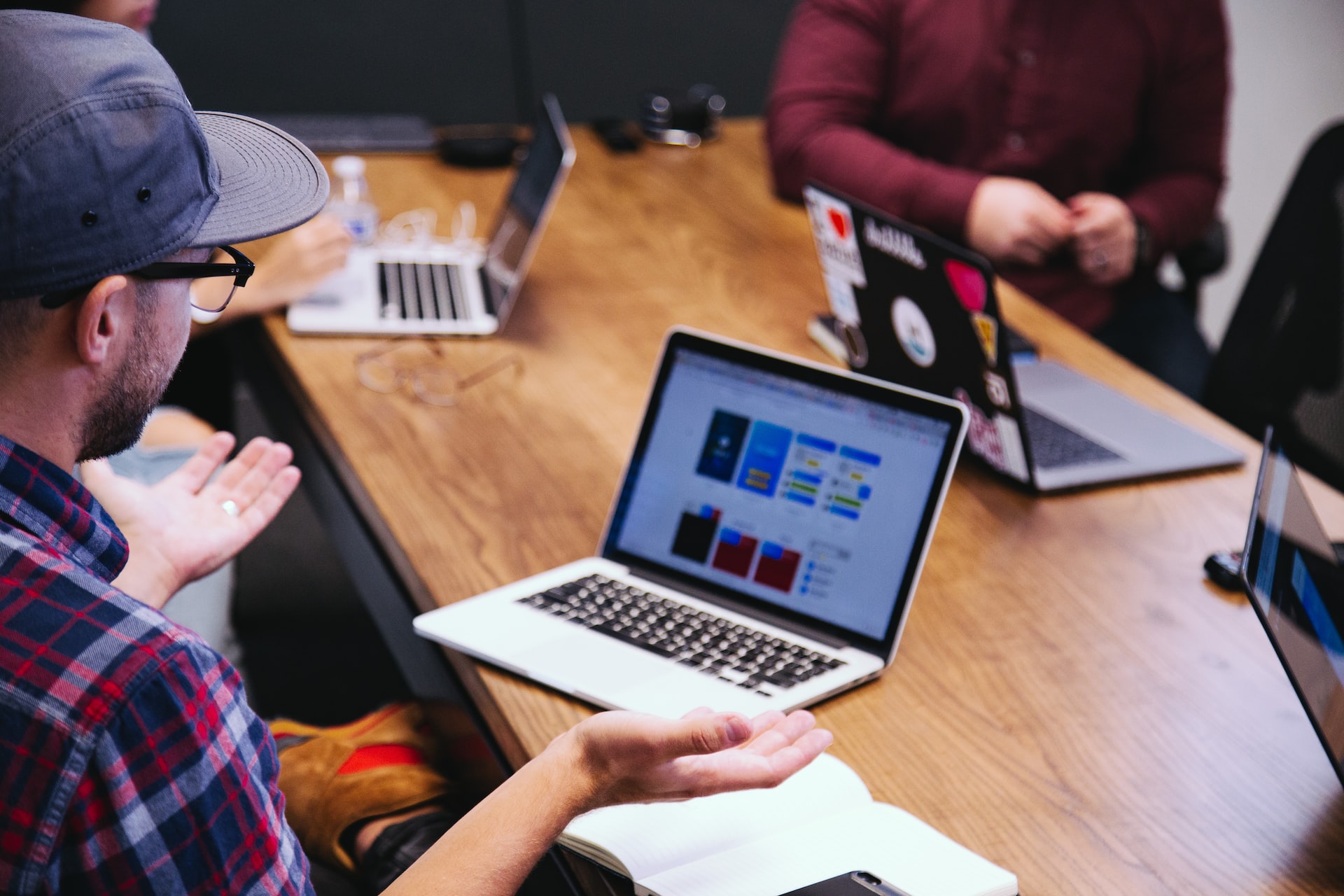 marketing-graphic-specialist